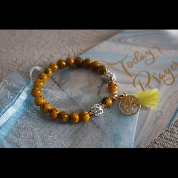 Prayer Bracelet & Card ❤️❤️ - Picture 2 of 3